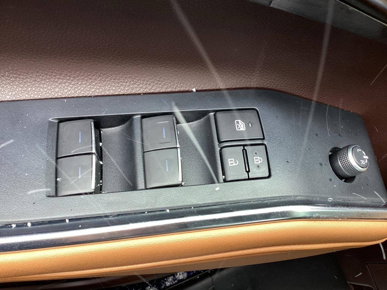 2022 Toyota Highlander LIMITED AWD Photo