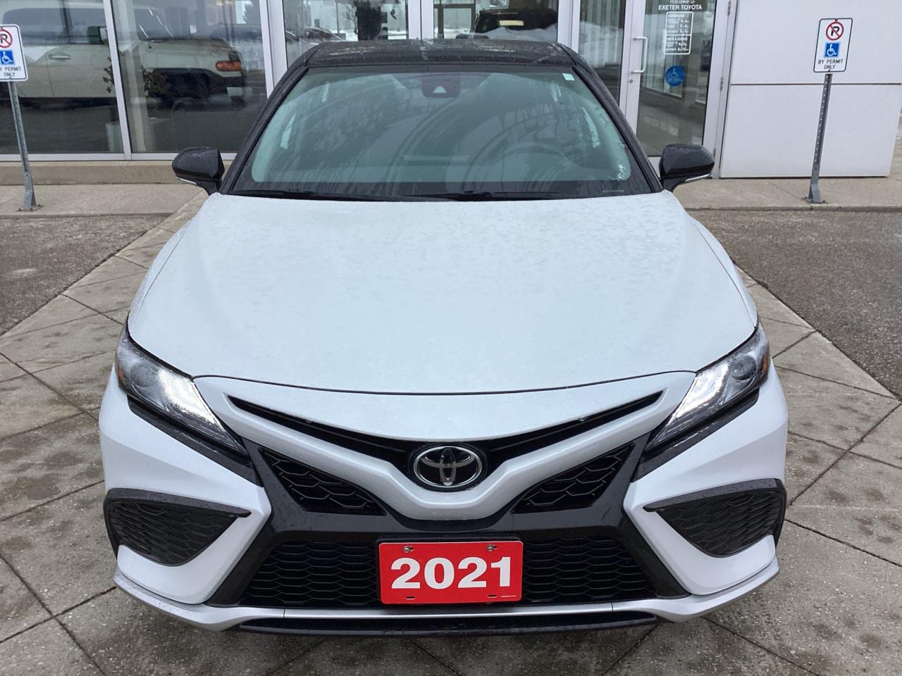 2021 Toyota Camry XSE FWD Photo