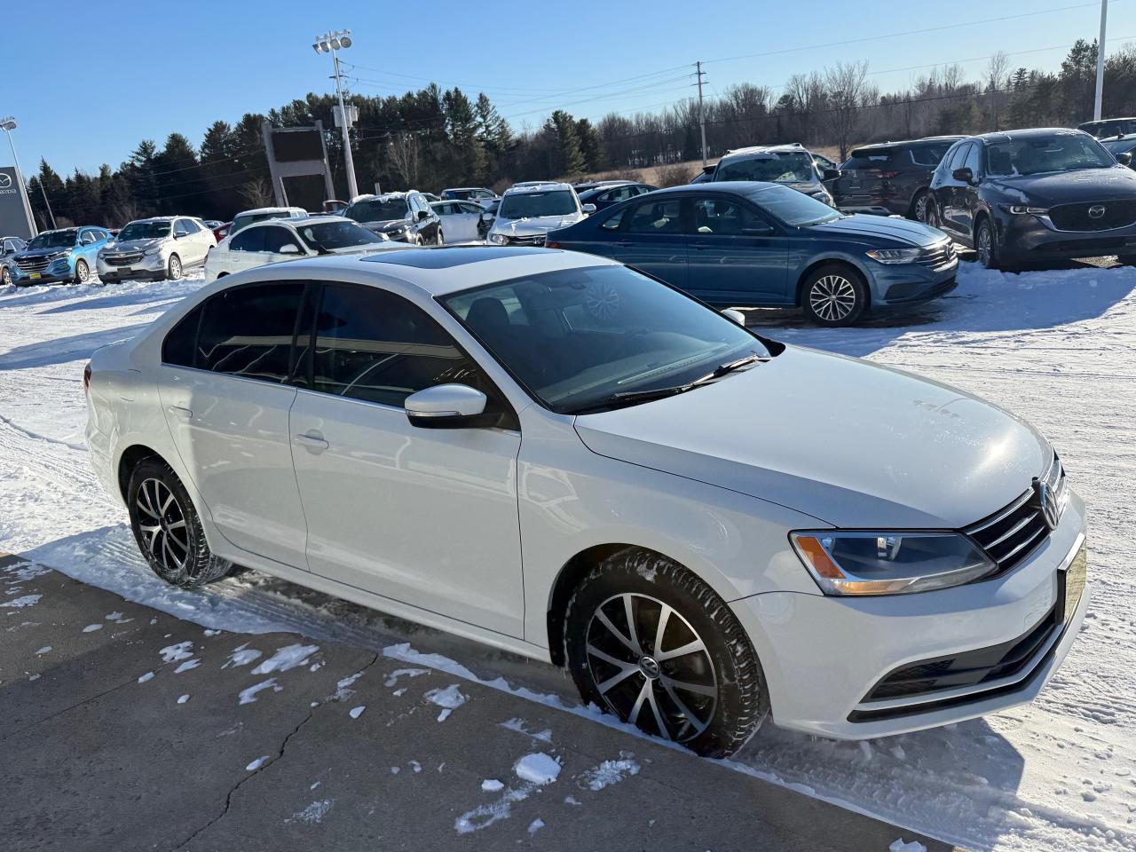 2016 Volkswagen Jetta 1.8 TSI Highline (A6) 4dr Sedan Photo