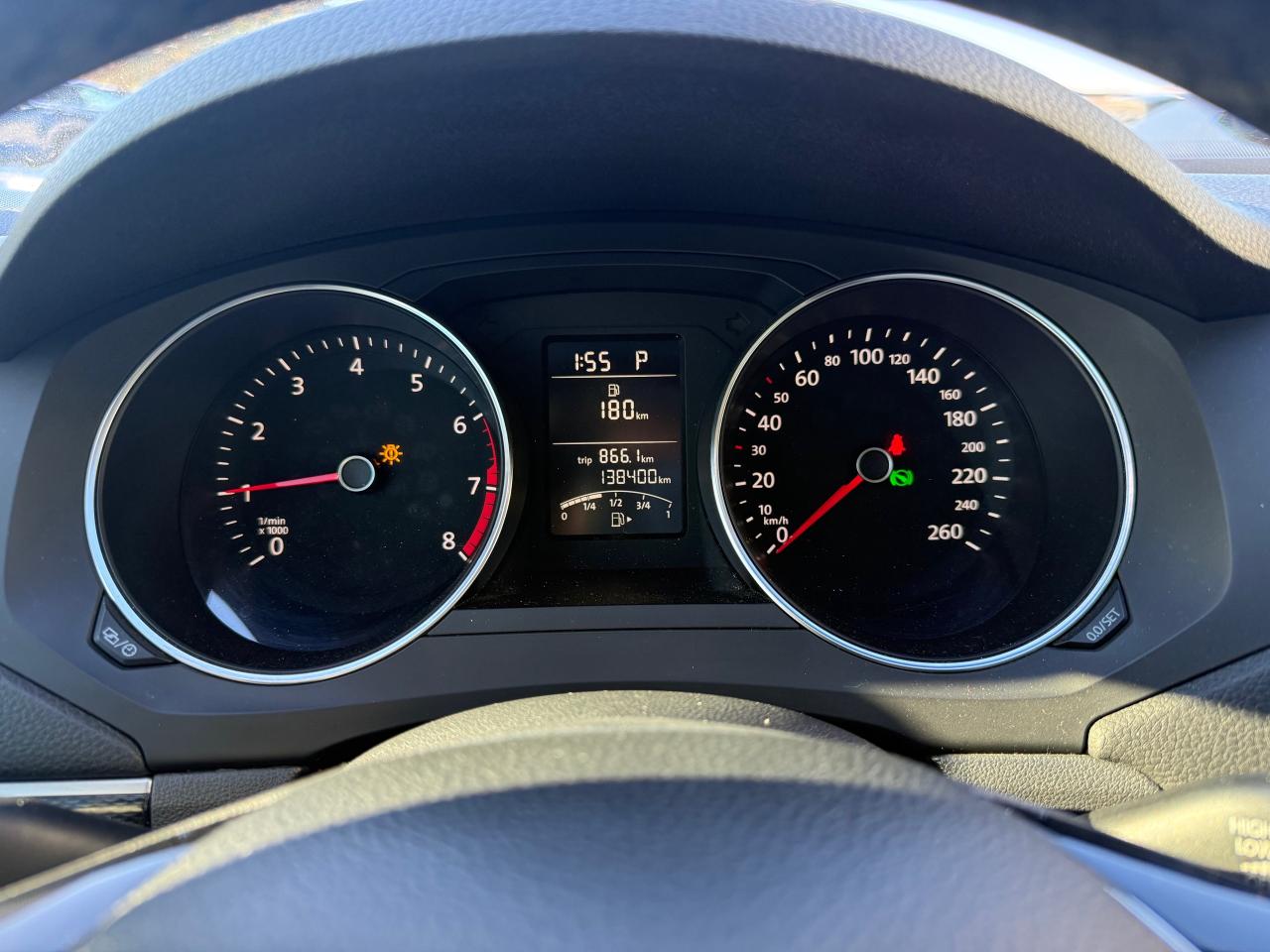 2016 Volkswagen Jetta 1.8 TSI Highline (A6) 4dr Sedan Photo