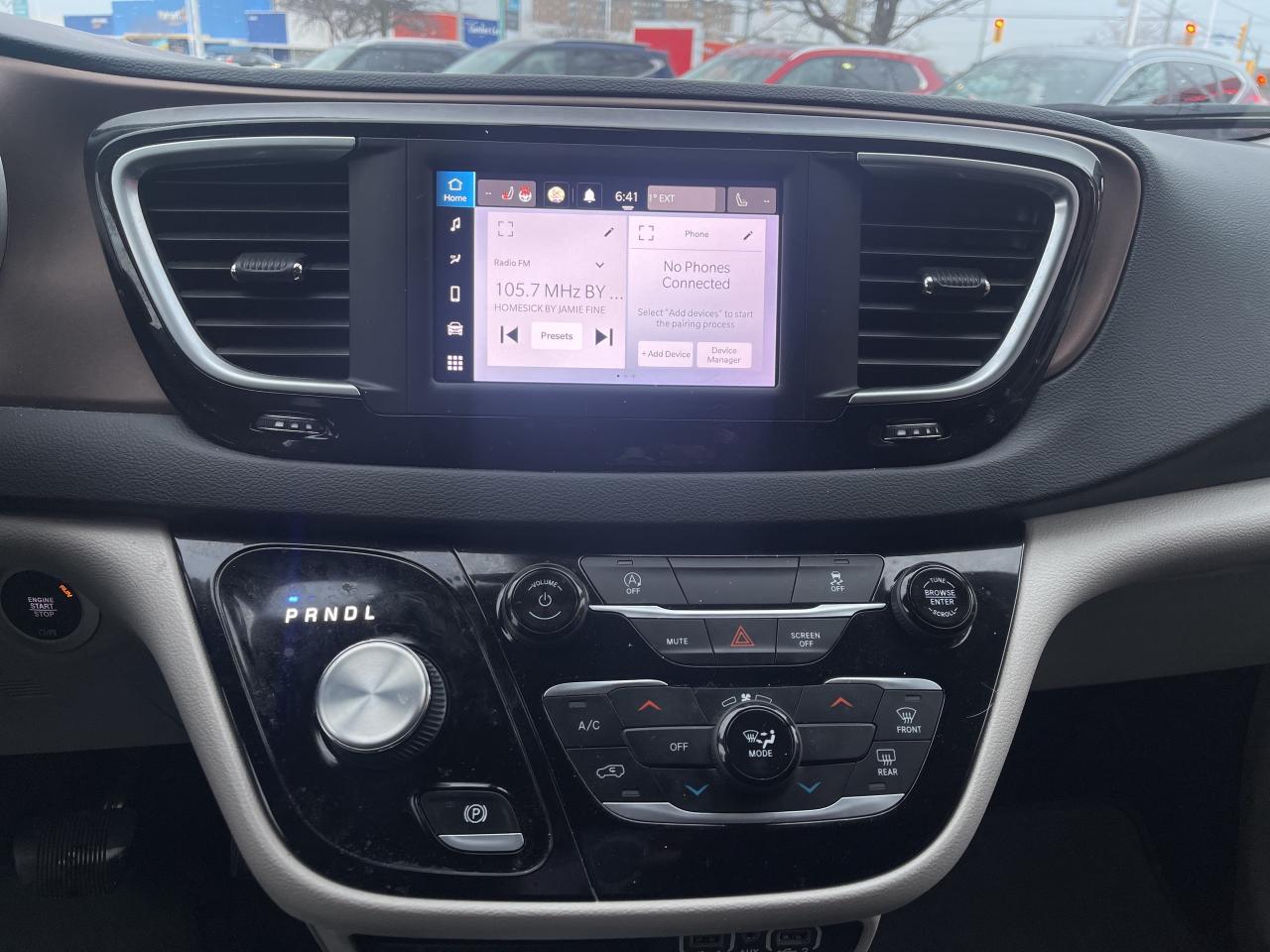 2022 Chrysler Grand Caravan SXT 2WD 3rd Row Seat Remote Start Photo