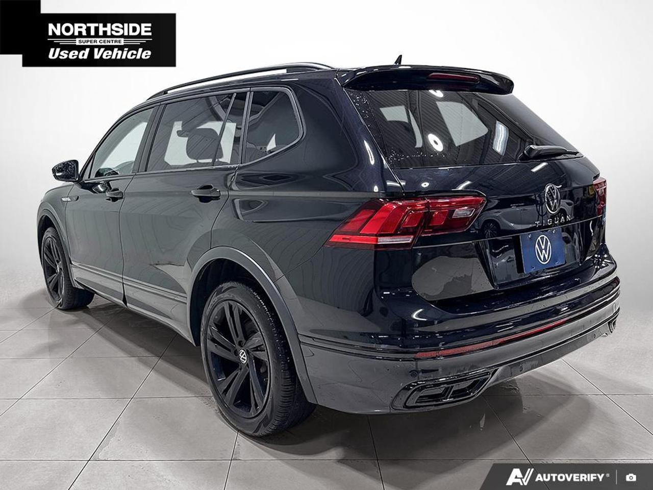2024 Volkswagen Tiguan Comfortline R-Line Black Edition 4dr All-Wheel Drive 4MOTION Photo4