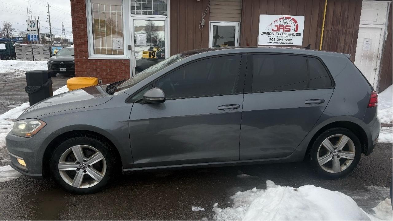 2018 Volkswagen Golf AUTO / Comfortline Photo