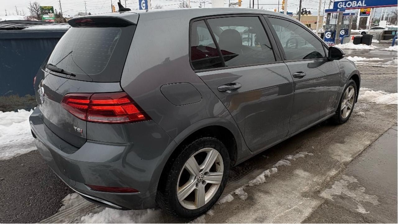 2018 Volkswagen Golf AUTO / Comfortline Photo