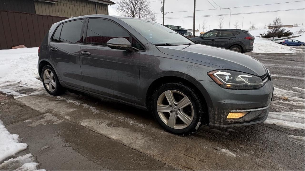 2018 Volkswagen Golf AUTO / Comfortline Photo