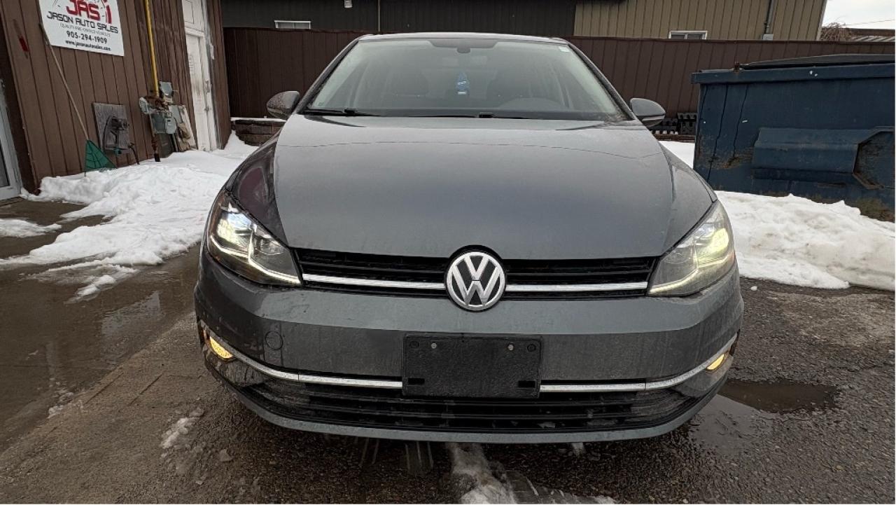 2018 Volkswagen Golf AUTO / Comfortline Photo