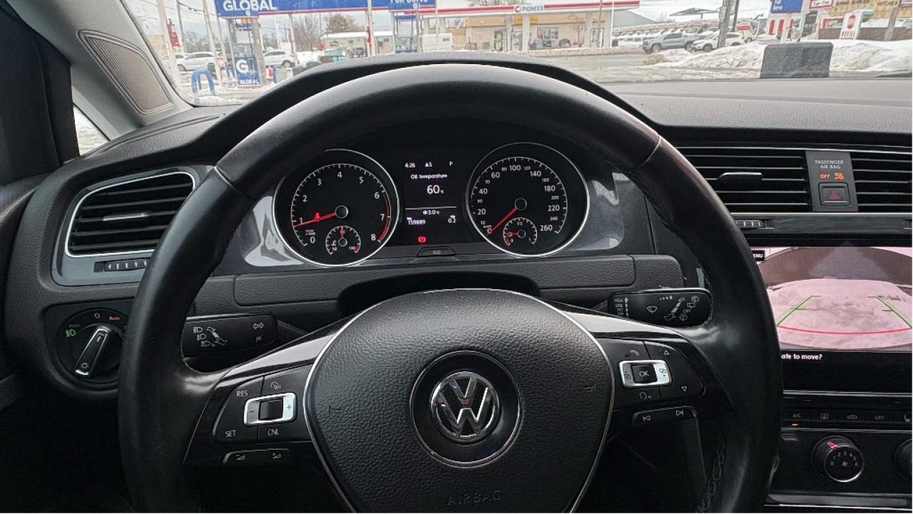 2018 Volkswagen Golf AUTO / Comfortline Photo