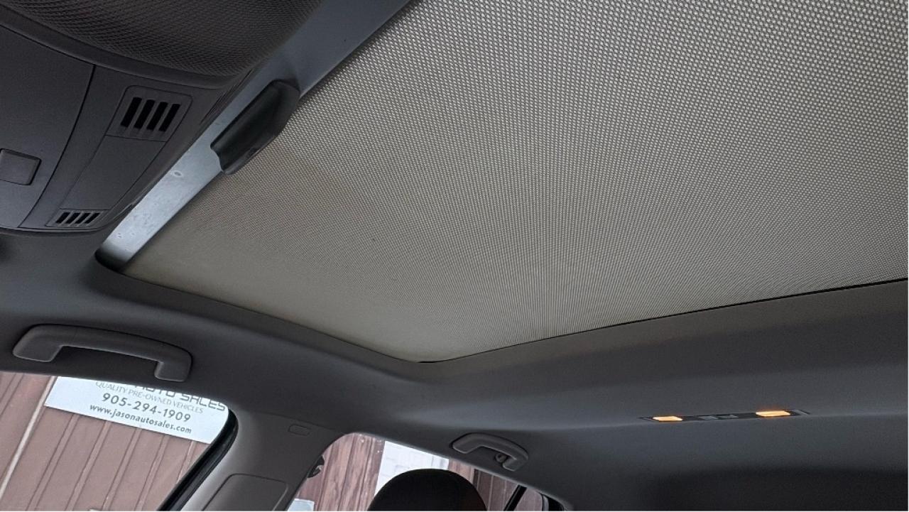 2018 Volkswagen Golf AUTO / Comfortline Photo