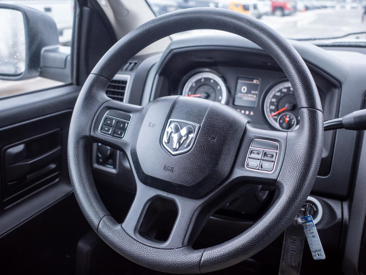 2014 RAM 1500 ST- 5.7L V8 Photo