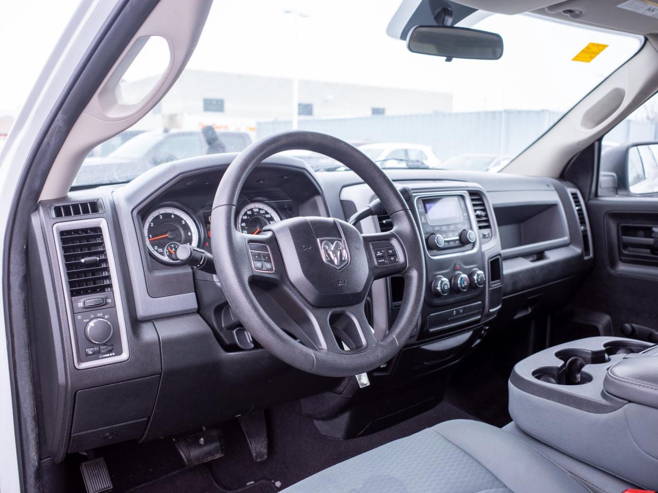 2014 RAM 1500 ST- 5.7L V8 Photo