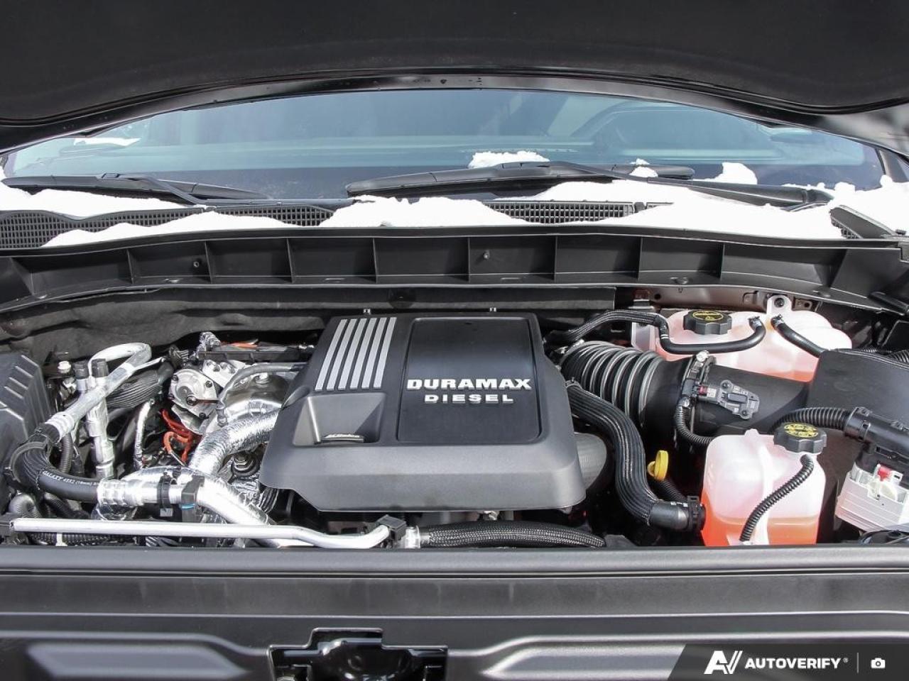 2026 GMC Sierra 1500 Crew Cab Standard Box 4-Wheel Drive SLT Photo