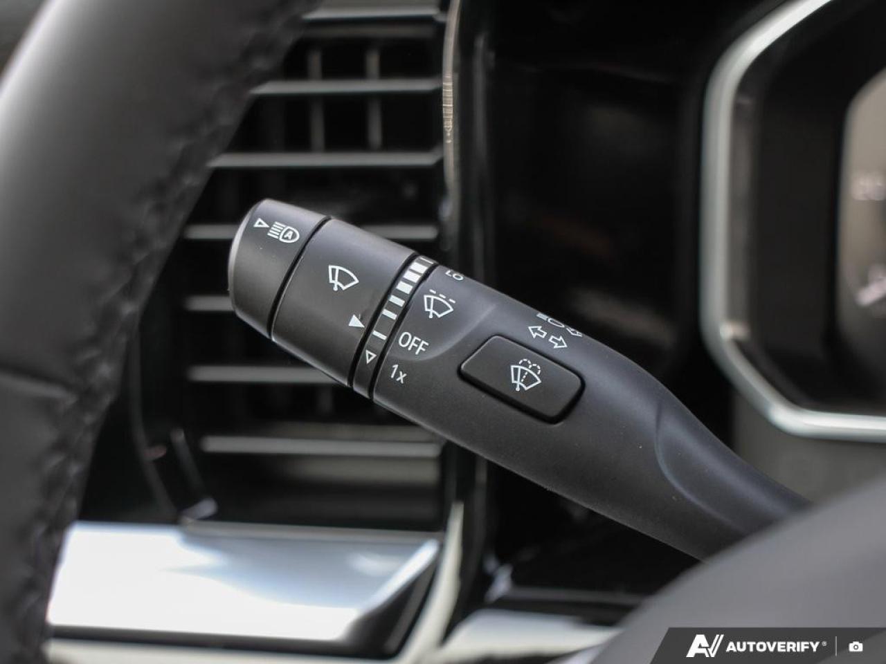 2026 GMC Sierra 1500 Crew Cab Standard Box 4-Wheel Drive SLT Photo