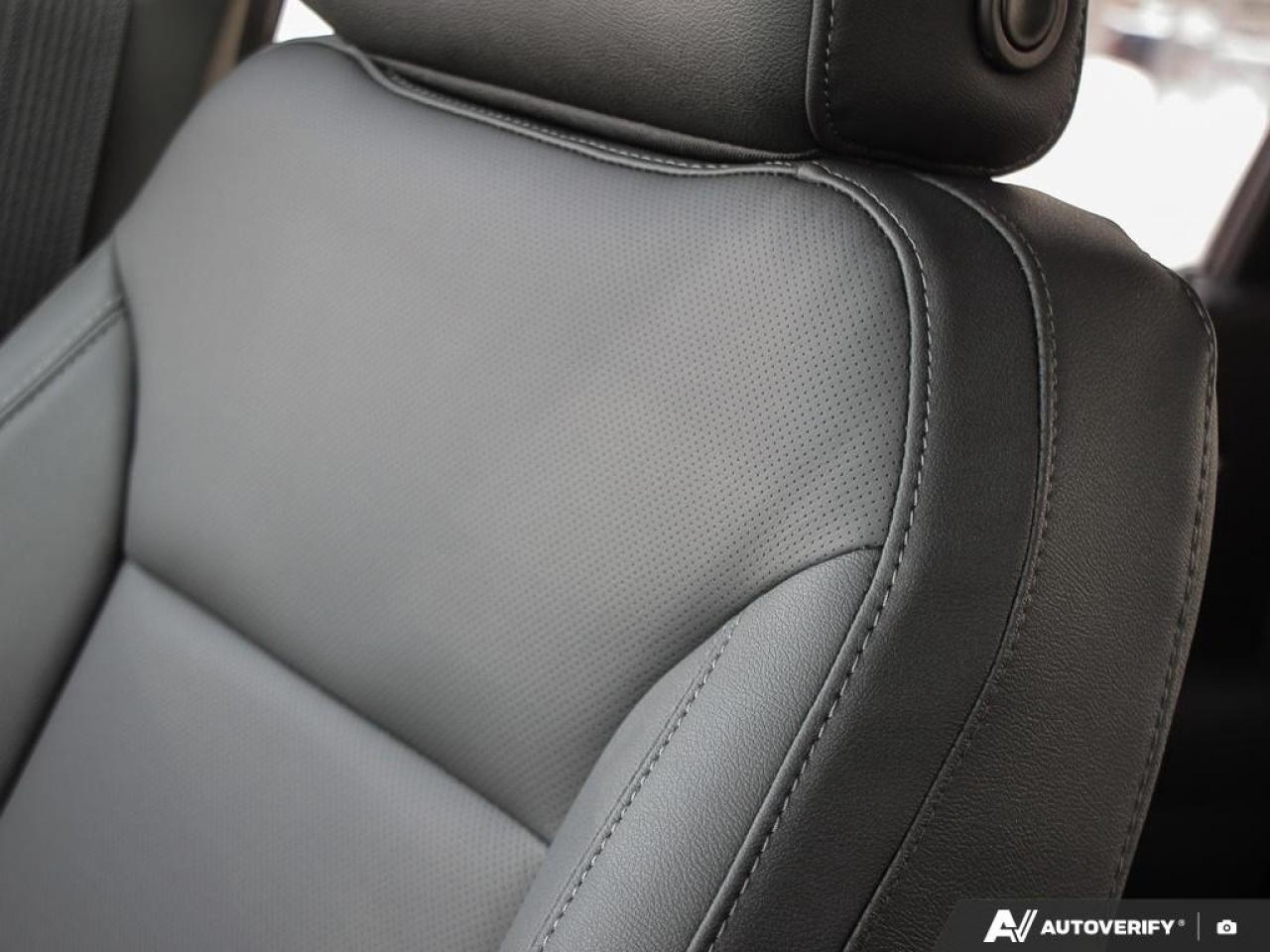 2026 GMC Sierra 1500 Crew Cab Standard Box 4-Wheel Drive SLT Photo