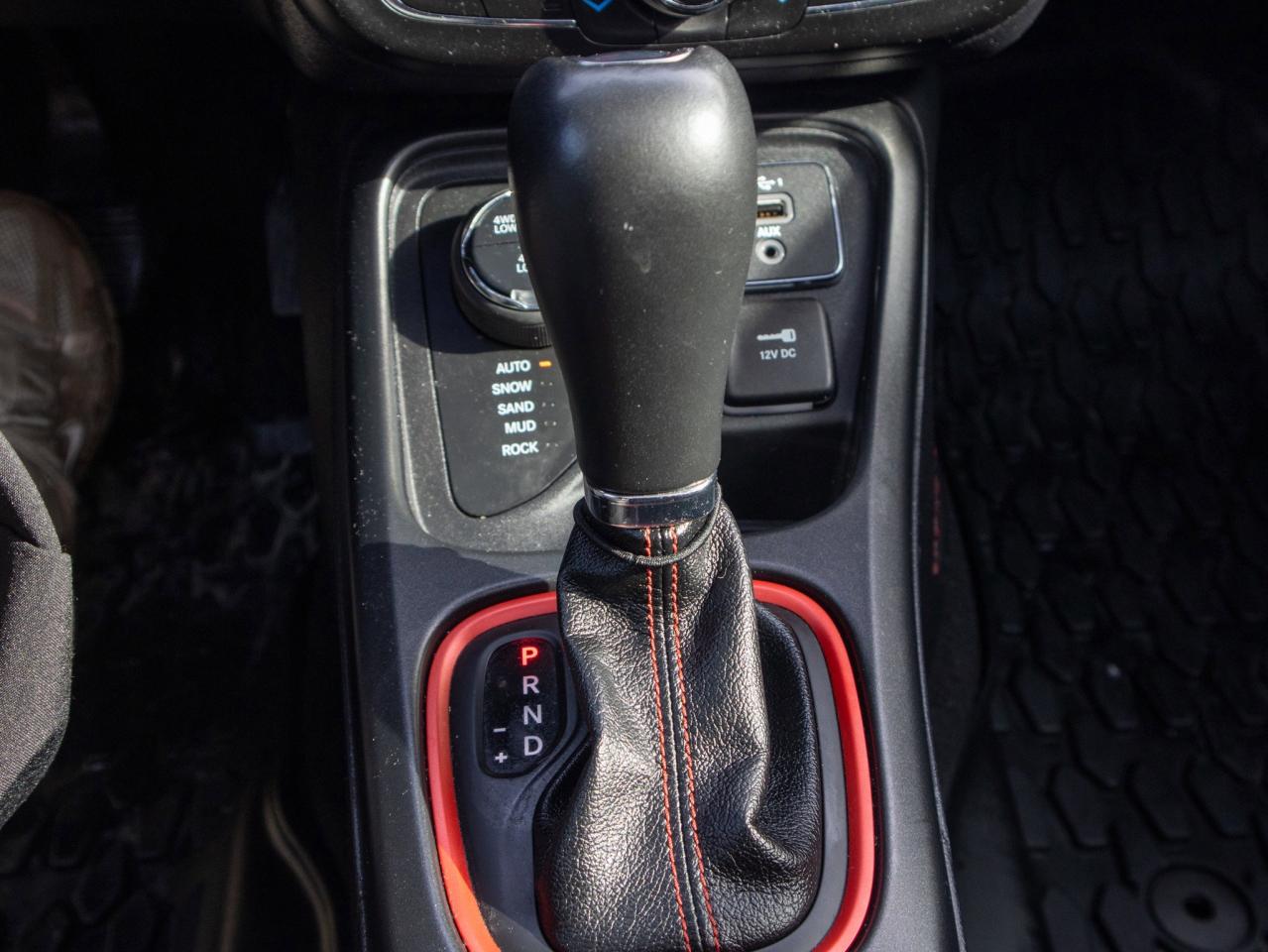 2021 Jeep Compass Trailhawk -  Heated Steering Wheel   Park Assist Photo