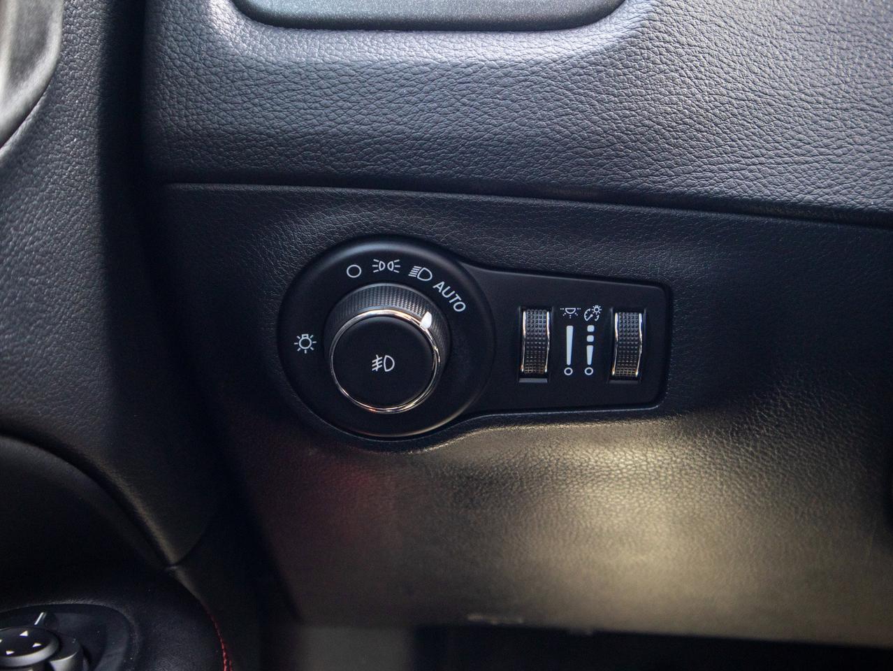 2021 Jeep Compass Trailhawk -  Heated Steering Wheel   Park Assist Photo