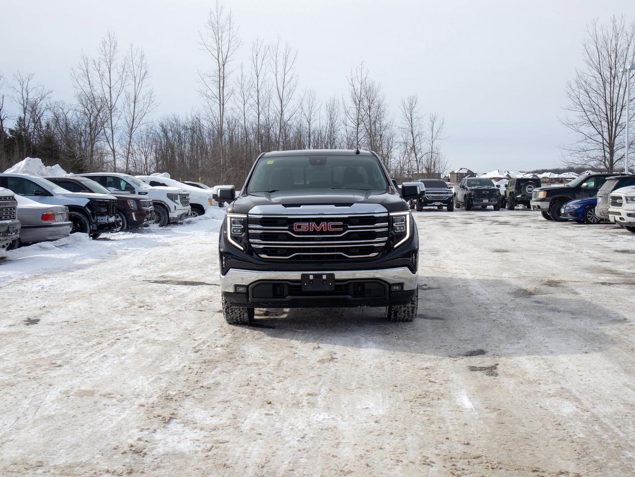 2022 GMC Sierra 1500 SLT - Wi-Fi   Lane Keep Assist Photo2