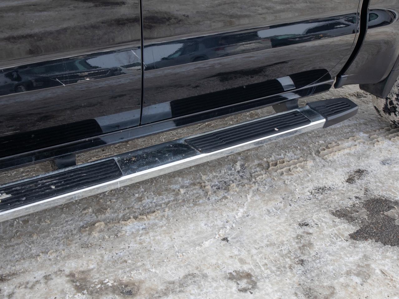 2022 GMC Sierra 1500 SLT - Wi-Fi   Lane Keep Assist Photo