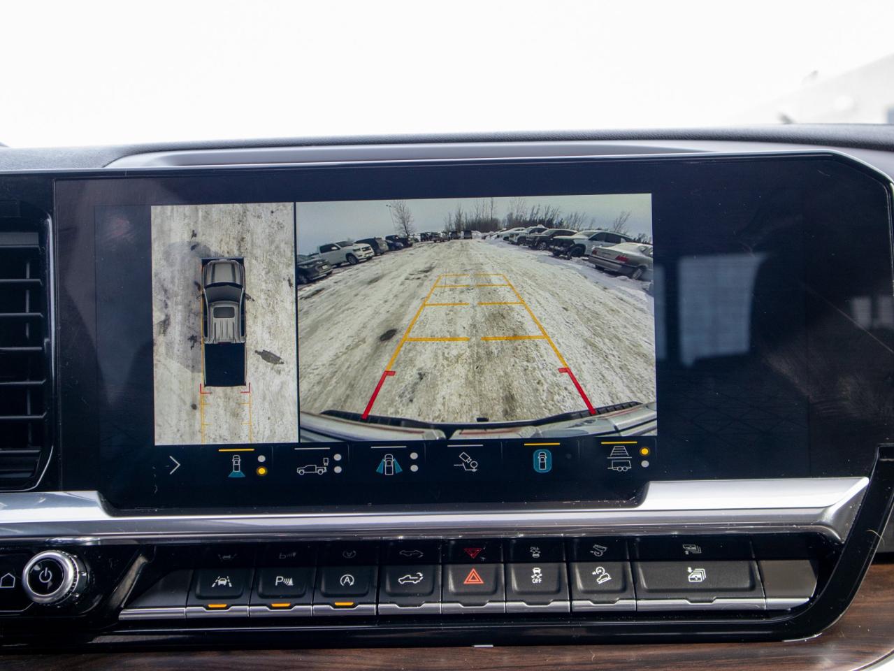 2022 GMC Sierra 1500 SLT - Wi-Fi   Lane Keep Assist Photo