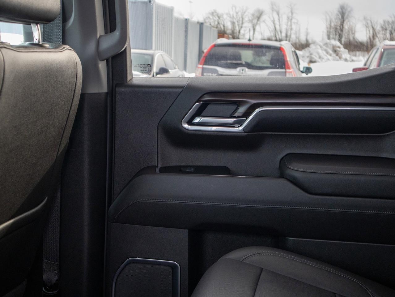 2022 GMC Sierra 1500 SLT - Wi-Fi   Lane Keep Assist Photo