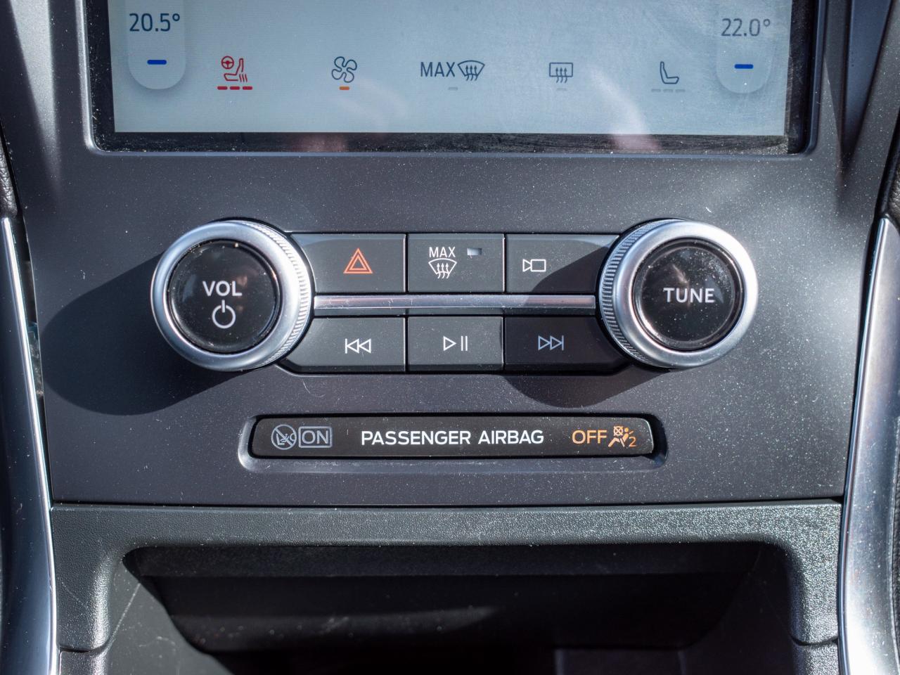 2024 Ford Edge Titanium - Premium Sound System   Remote Start Photo