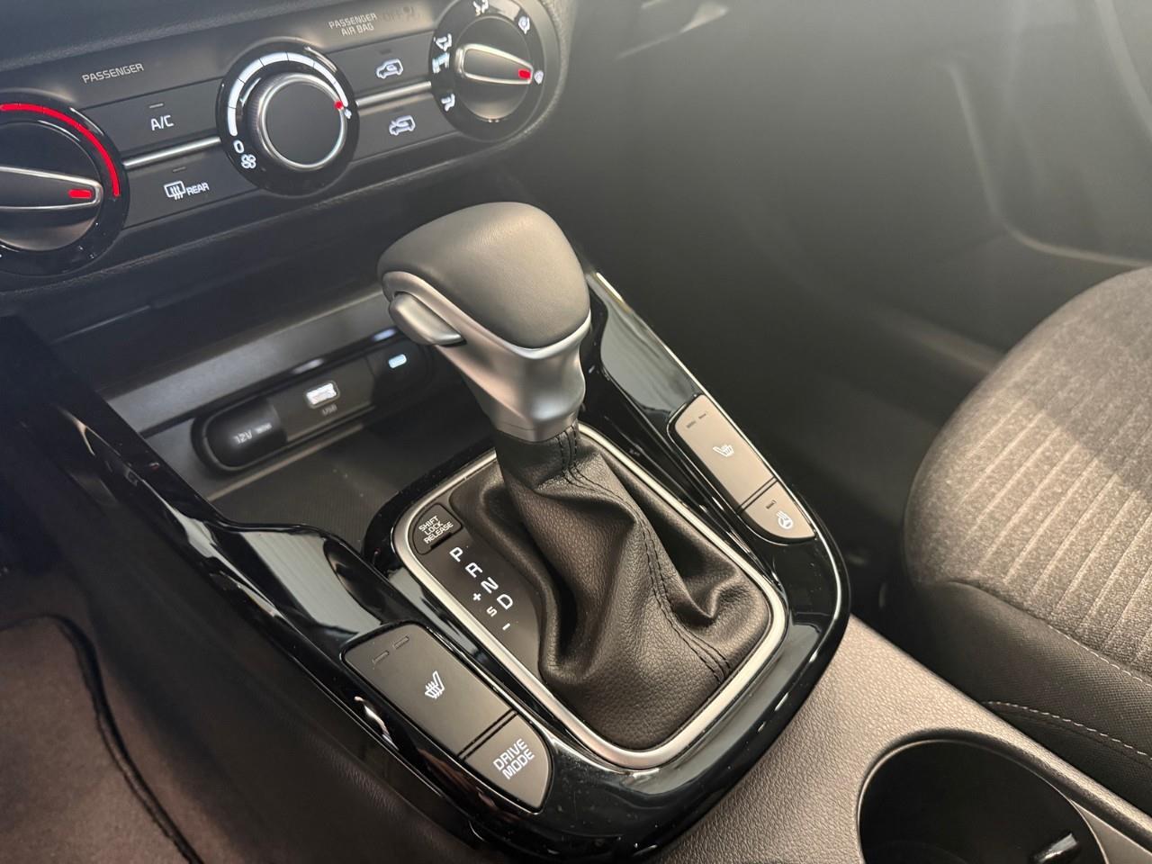 2025 Kia Soul EX 4dr Hatchback Photo