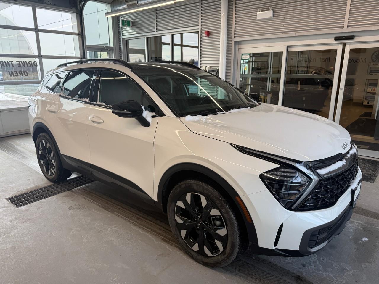 2023 Kia Sportage X-Line Limited w/Black Interior 4dr All-Wheel Drive Photo2