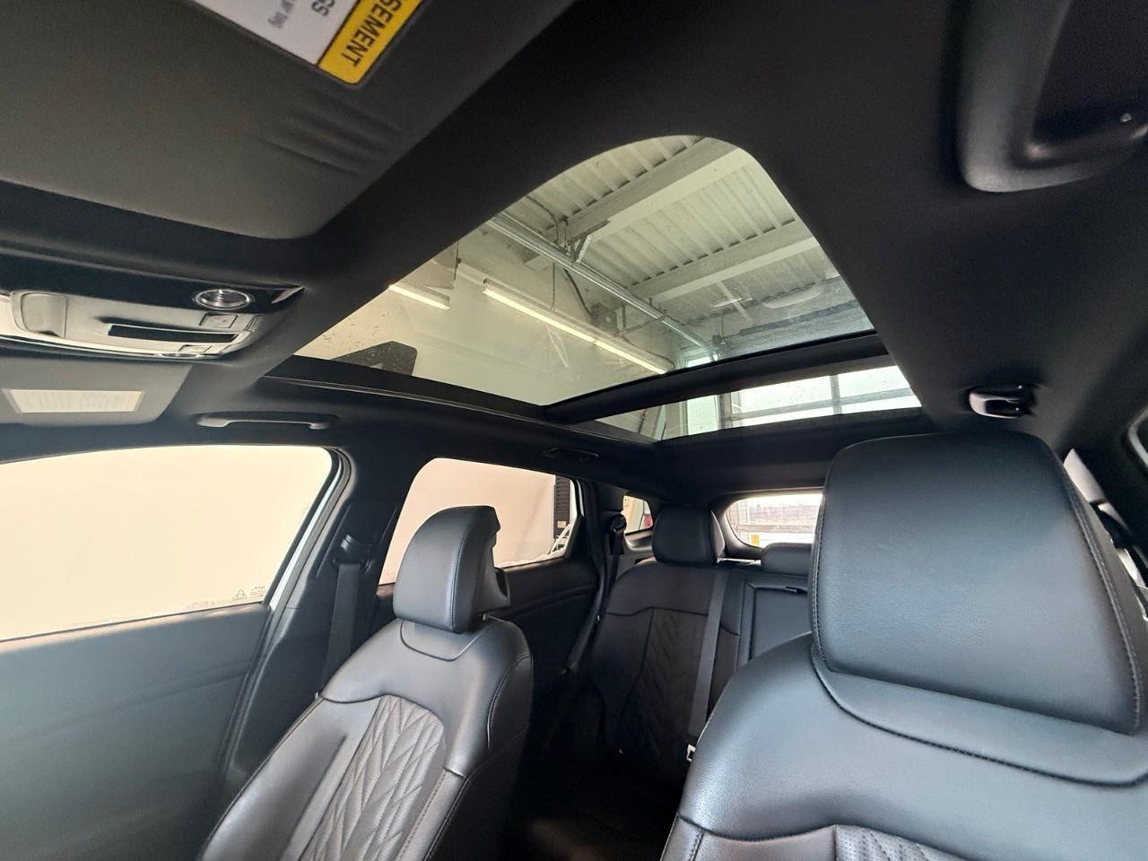 2023 Kia Sportage X-Line Limited w/Black Interior 4dr All-Wheel Drive Photo