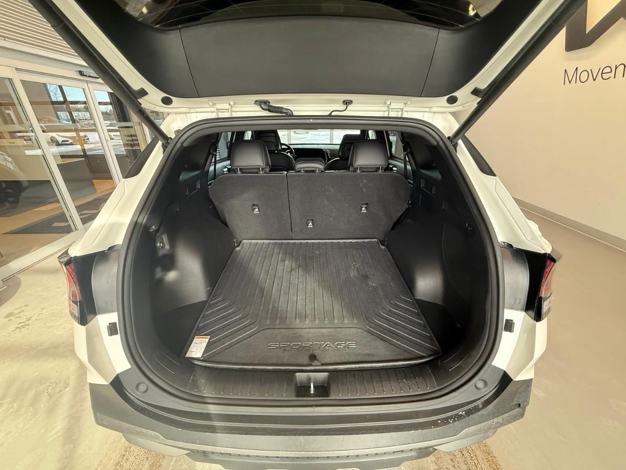 2023 Kia Sportage X-Line Limited w/Black Interior 4dr All-Wheel Drive Photo