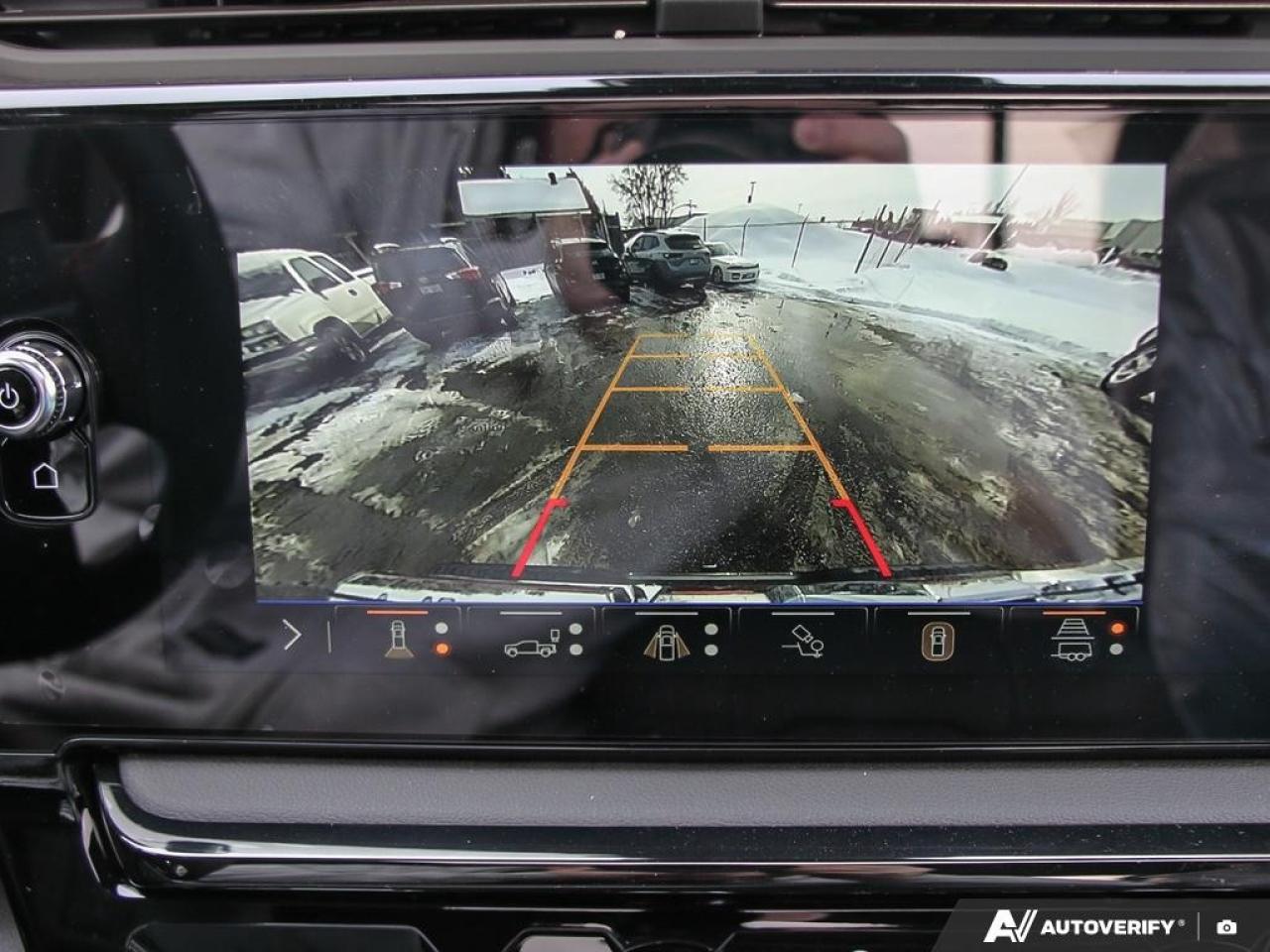 2026 GMC Sierra 1500 Crew Cab Standard Box 4-Wheel Drive AT4 Photo