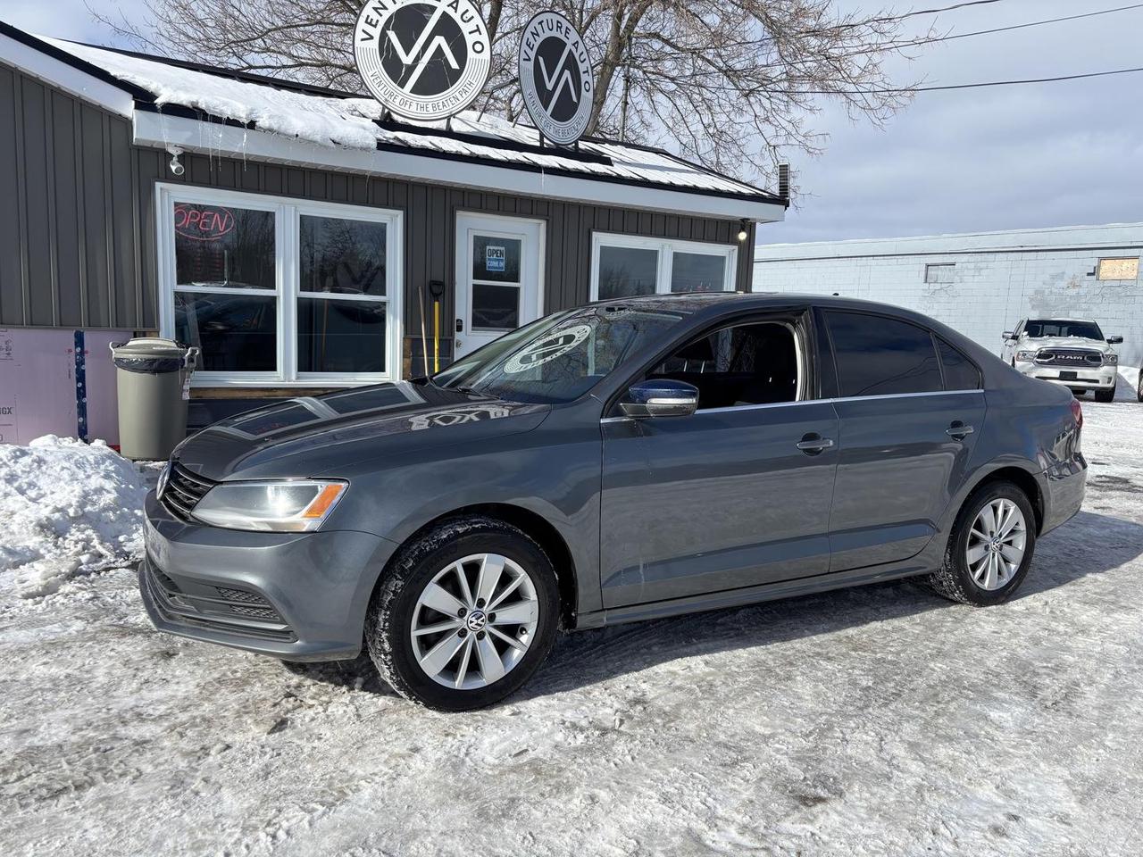 2016 Volkswagen Jetta  Photo0