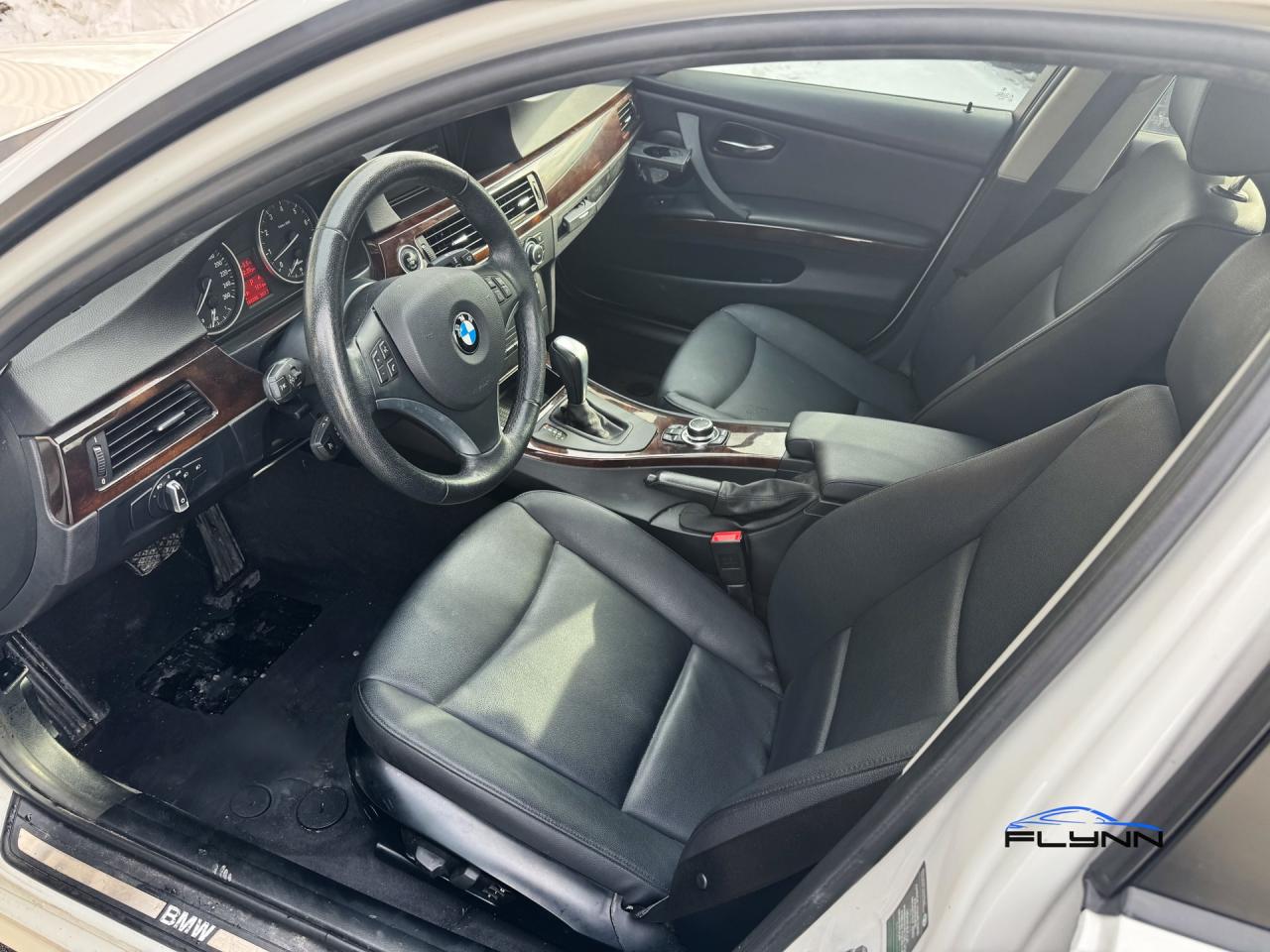 2011 BMW 3 Series 328i xDrive Navigation, Sunroof Photo