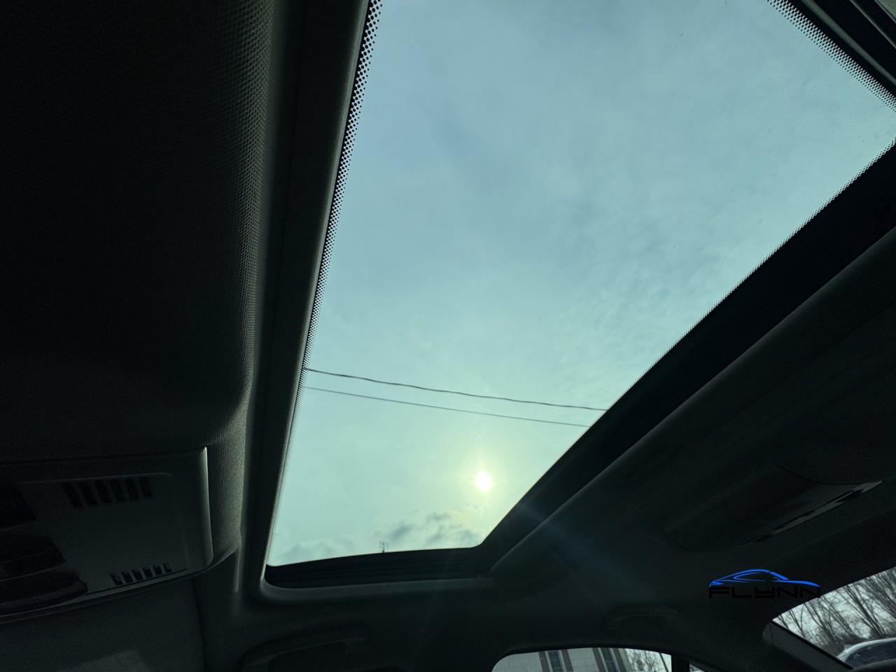 2011 BMW 3 Series 328i xDrive Navigation, Sunroof Photo