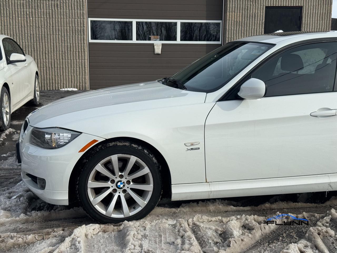 2011 BMW 3 Series 328i xDrive Navigation, Sunroof Photo