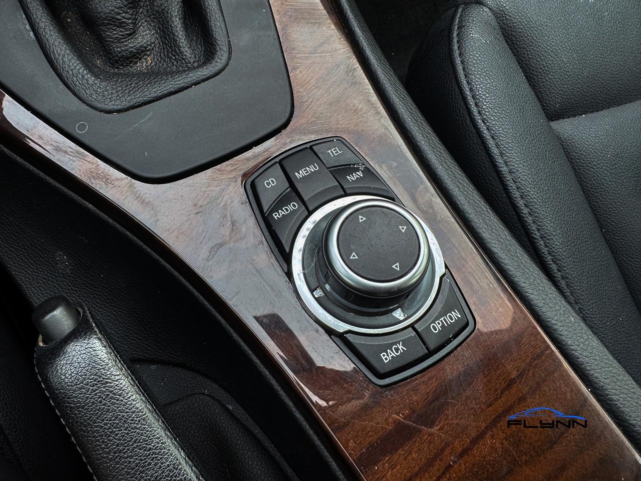 2011 BMW 3 Series 328i xDrive Navigation, Sunroof Photo