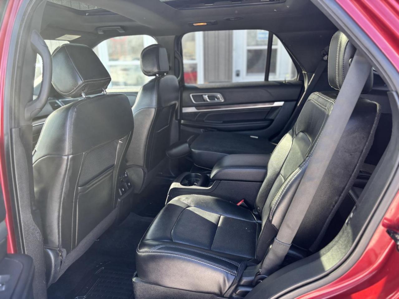 2017 Ford Explorer Limited 4dr 4x4 Photo