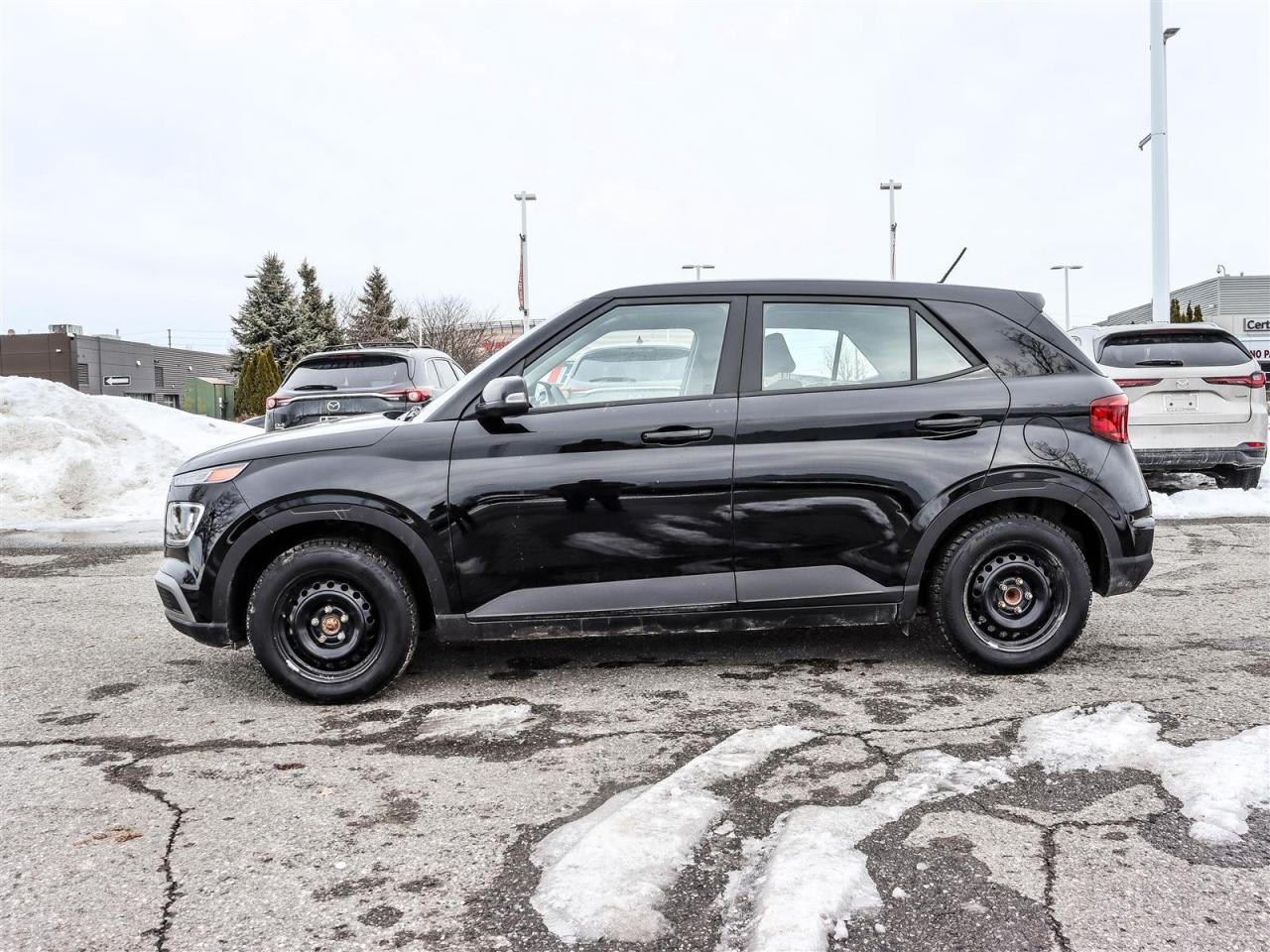 2023 Hyundai Venue  Photo4