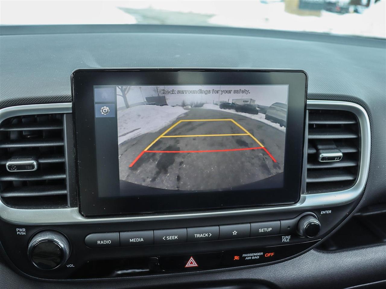 2023 Hyundai Venue Essential 4dr Front-Wheel Drive Photo