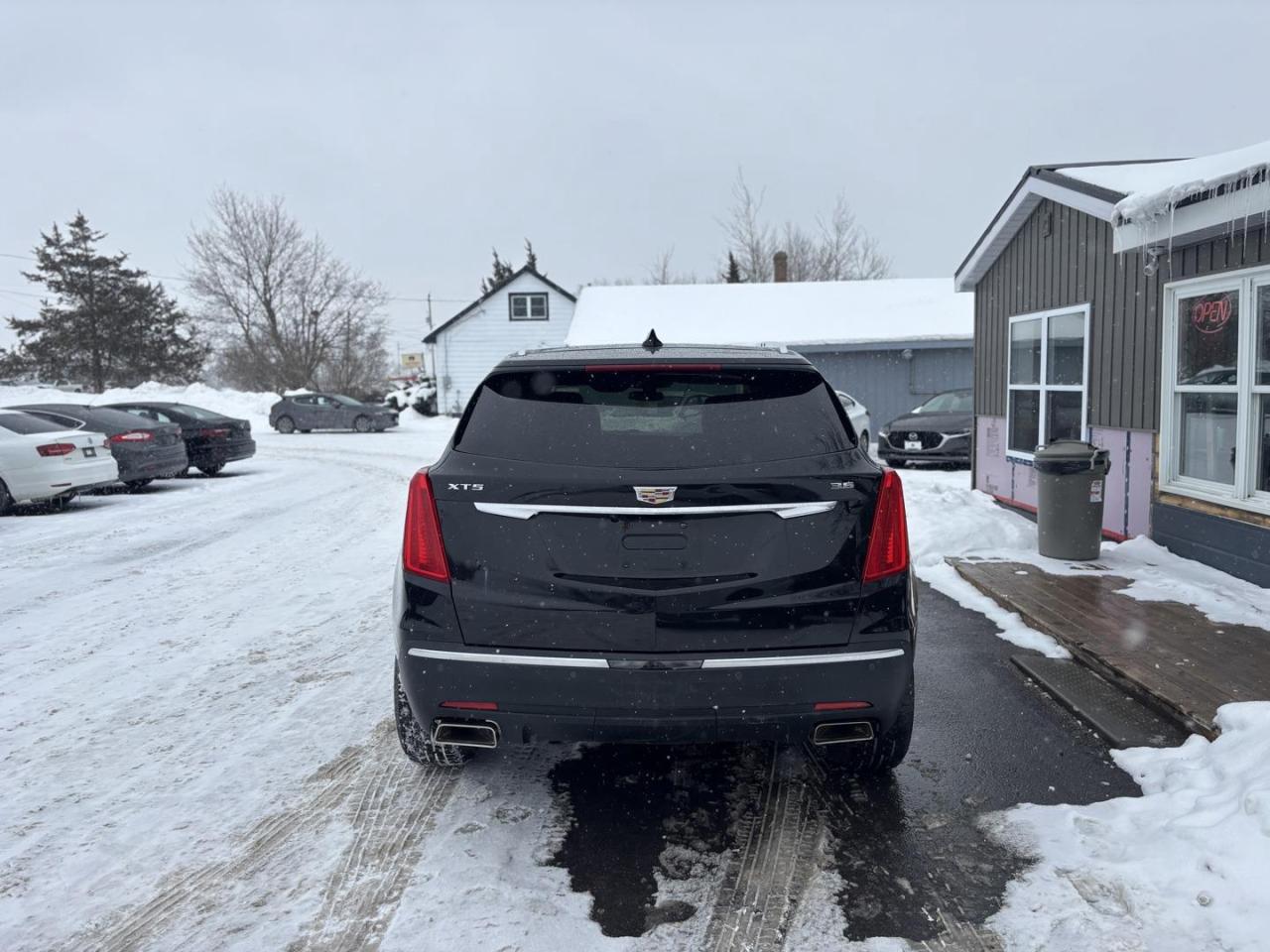 2017 Cadillac XT5 Luxury 4dr All-Wheel Drive Photo