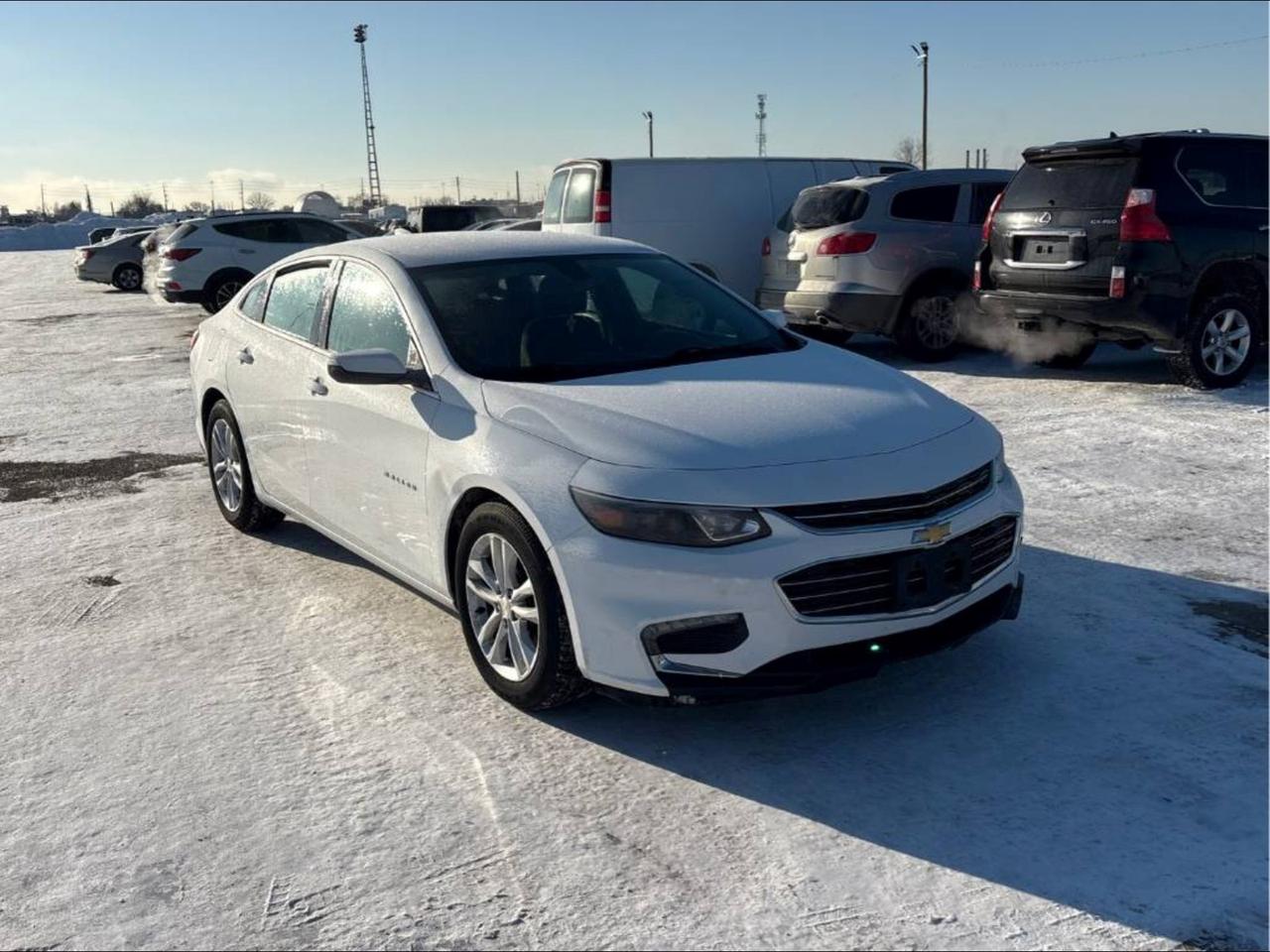 2017 Chevrolet Malibu 1LT Photo2