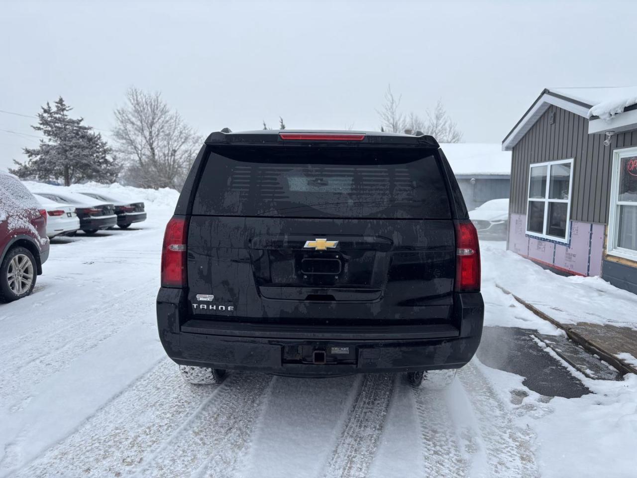 2019 Chevrolet Tahoe LS 4X4 Photo2