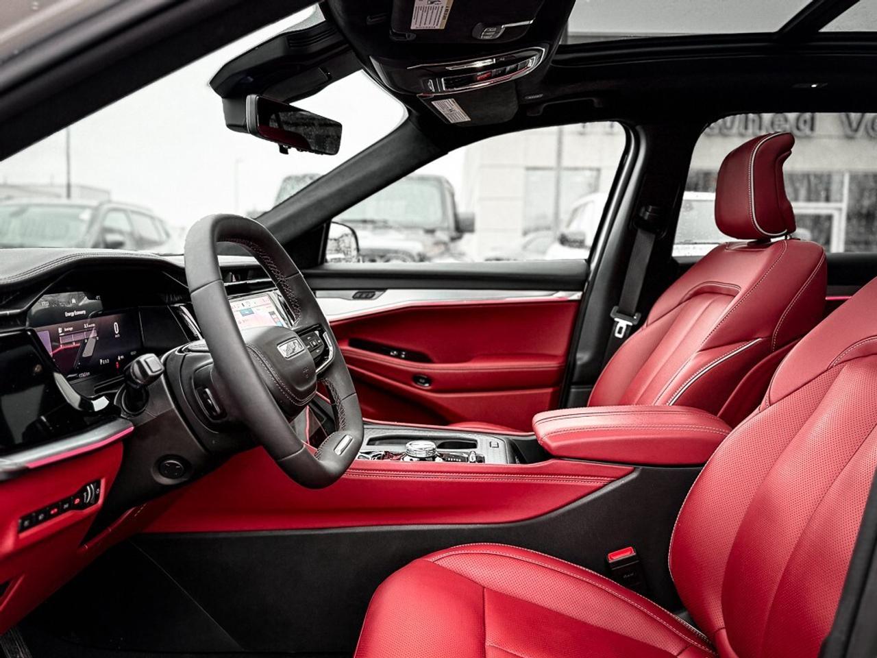 2025 Jeep Wagoneer S PREMIUM   MASSAGE SEATING   PASS DISPLAY   HUD Photo