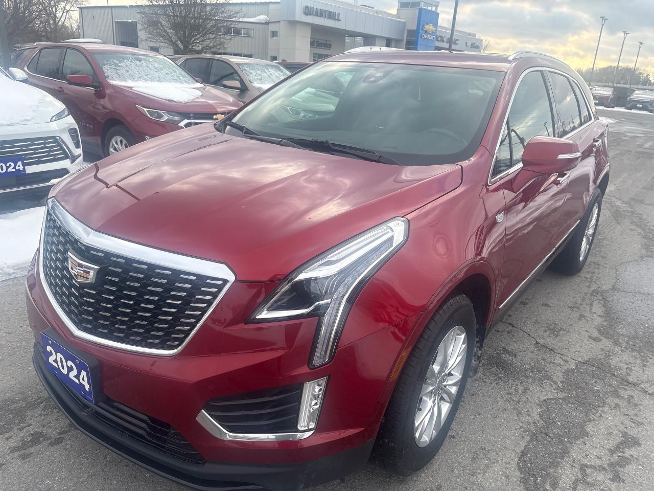 2024 Cadillac XT5 Luxury AWD + Heated Leather + 1 Owner Photo2