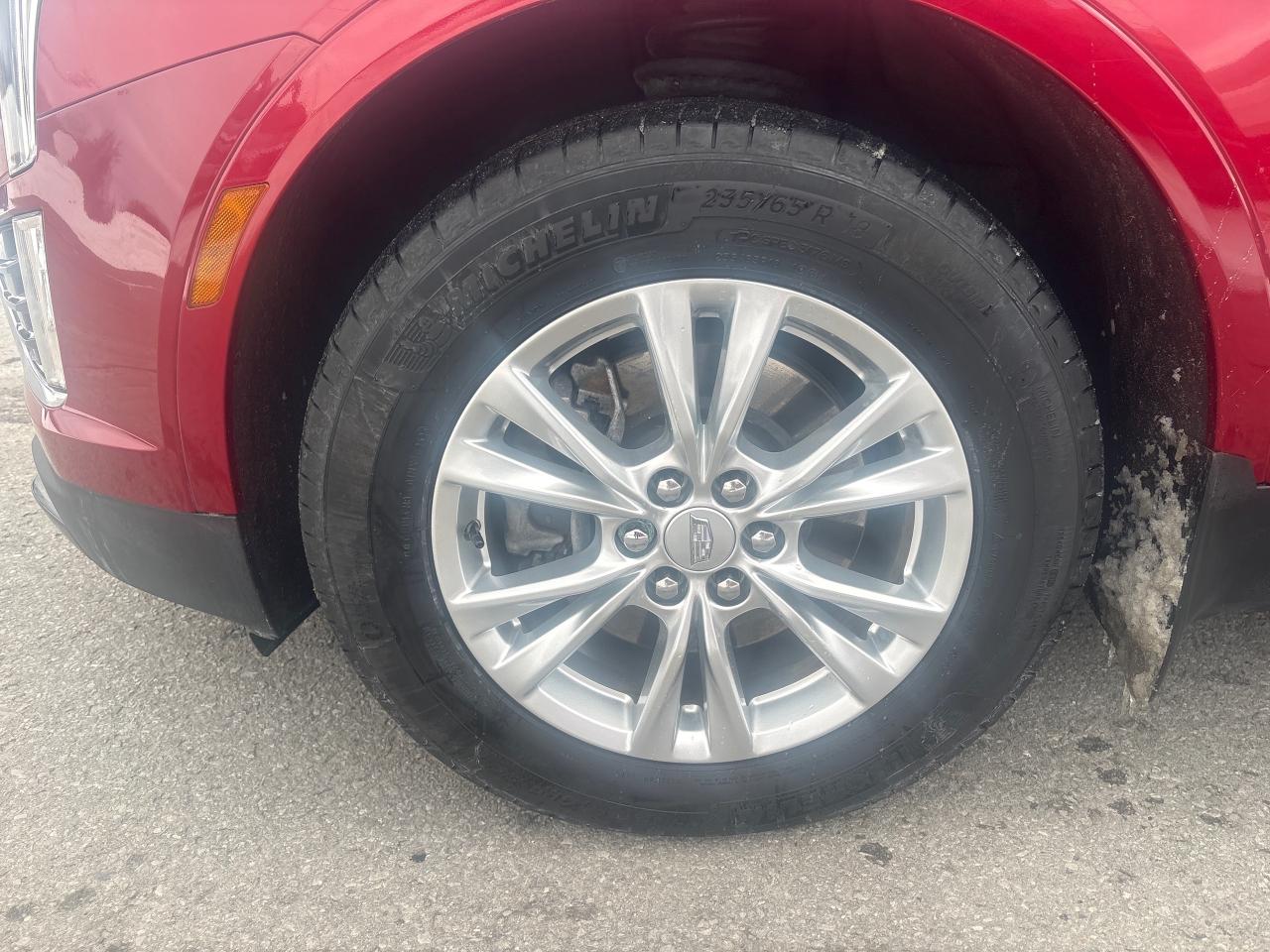 2024 Cadillac XT5 Luxury AWD + Heated Leather + 1 Owner Photo