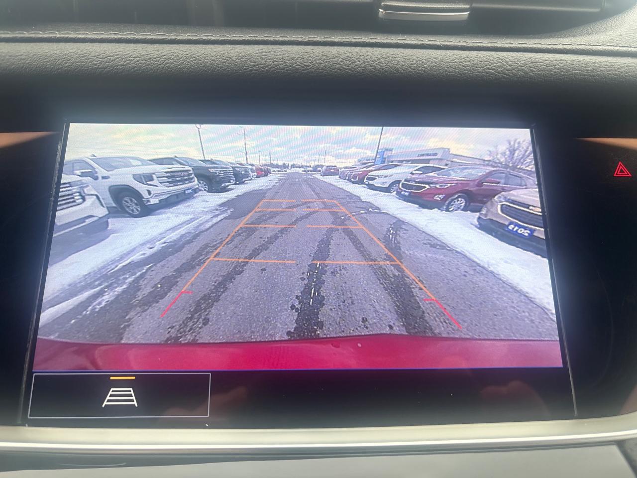 2024 Cadillac XT5 Luxury AWD + Heated Leather + 1 Owner Photo