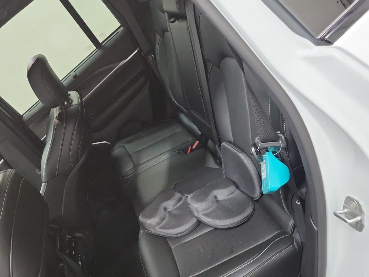 2025 Jeep Grand Cherokee 4xe ALTITUDE   TOW PKG   HEATED/VENTED SEATING   360 Photo3