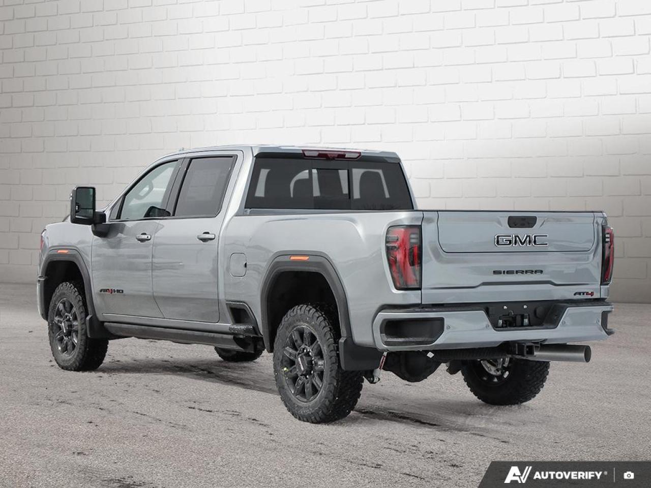 2026 GMC SIERRA 2500HD Crew Cab Standard Box 4-Wheel Drive AT4 Photo2