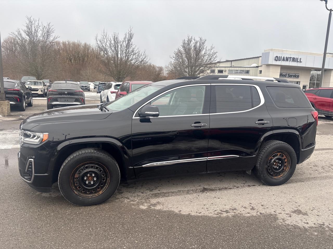 2022 GMC Acadia Denali AWD + Sunroof + 6 Pass + Tow Pkg + 1 Owner Photo3