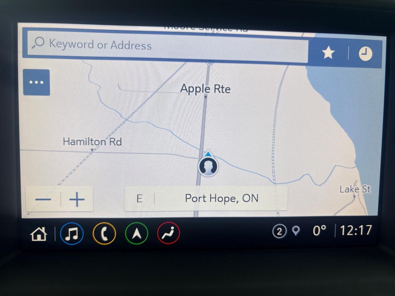 2022 GMC Acadia Denali AWD + Sunroof + 6 Pass + Tow Pkg + 1 Owner Photo