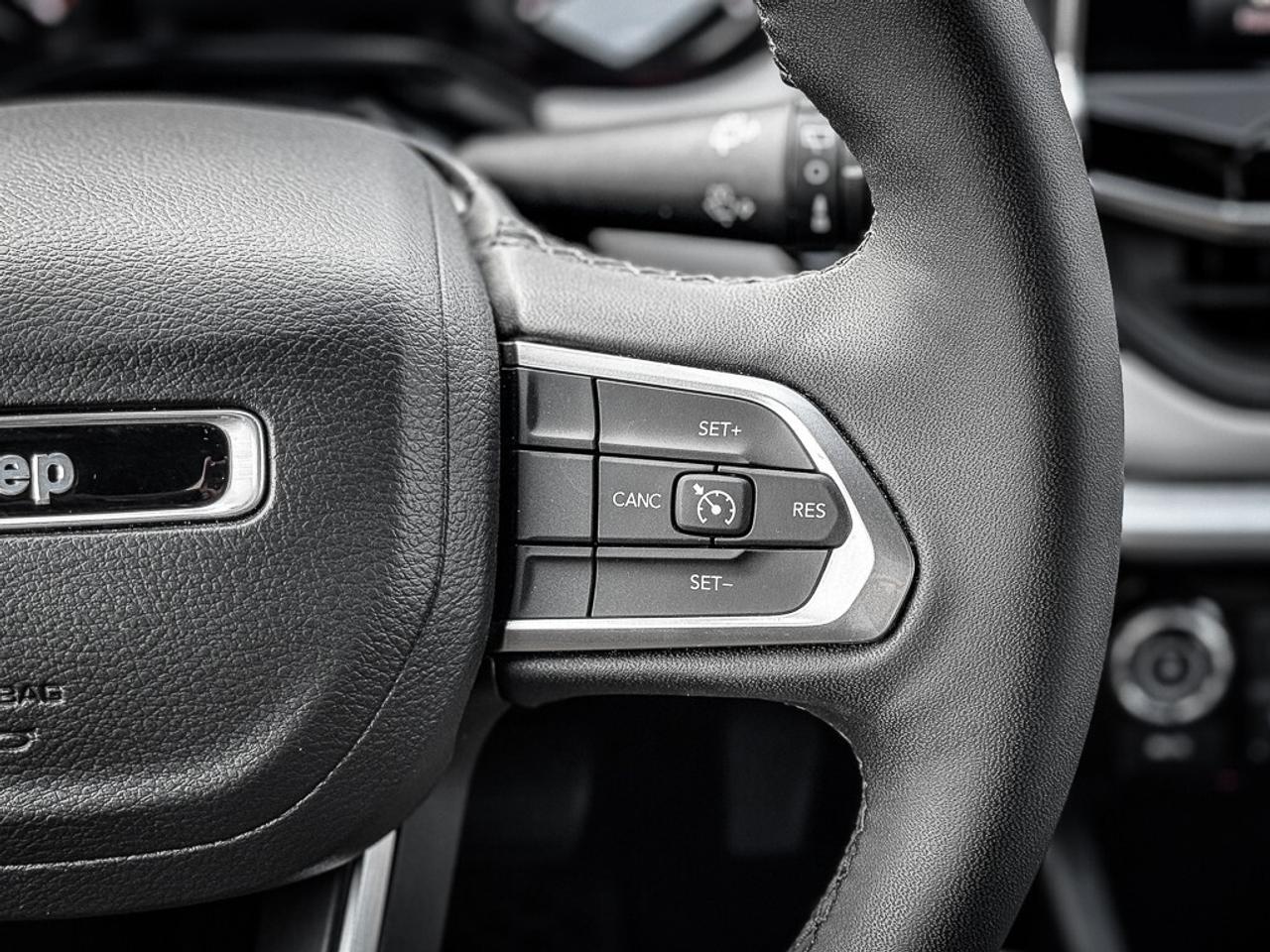 2024 Jeep Compass Limited   HEATED SEATS   REMOTE START   BLINDSPOT Photo