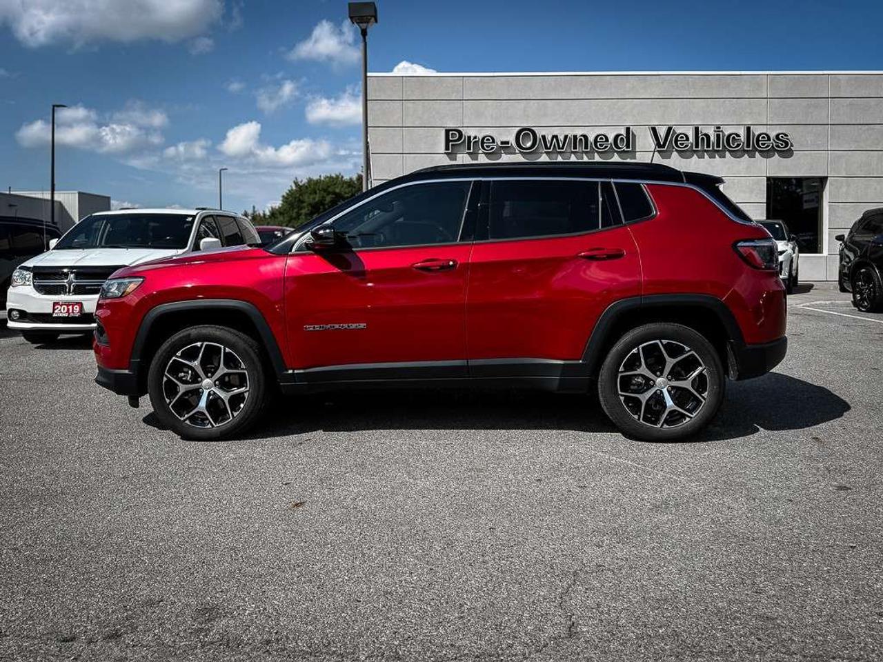 2024 Jeep Compass Limited   HEATED SEATS   REMOTE START   BLINDSPOT   LANE KEEP Photo